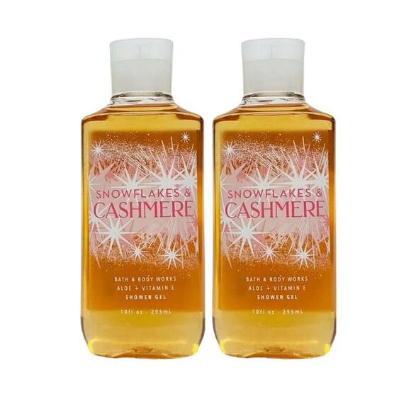 2 Bath & Body Works SNOWFLAKES & CASHMERE Body Wash Shower Gel 10 oz - Picture 1 of 3